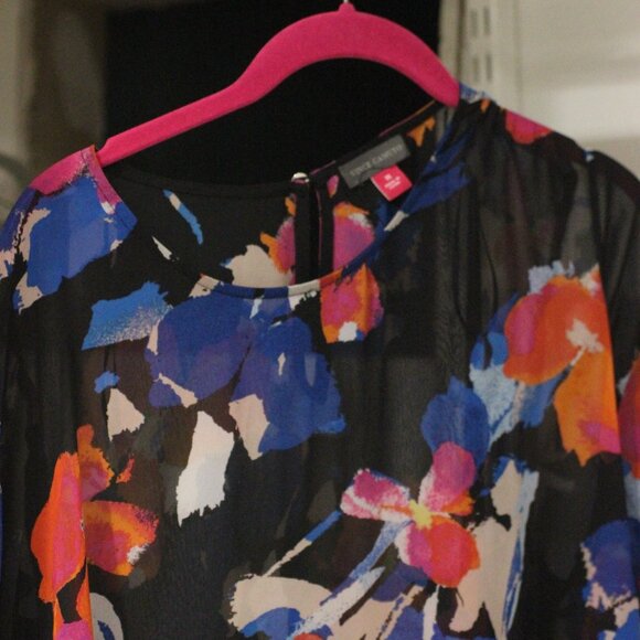 Vince Camuto Floral Sheer Dress Size 1X - Picture 5 of 8